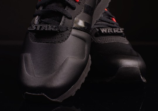 adidas ZX700 Kids “Darth Vader”