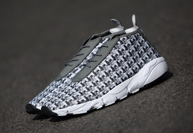 Nike Air Footscape Desert Chukka - White - Black - Reflective