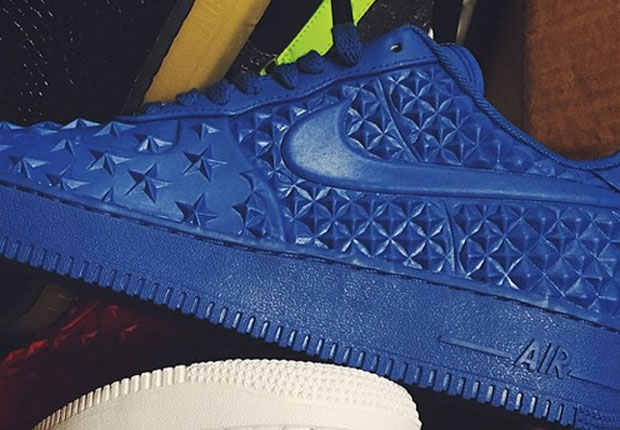 Nike Air Force 1 Star Studded 01