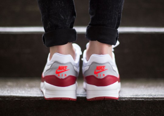 Nike Air Max Light GS “Gym Red”