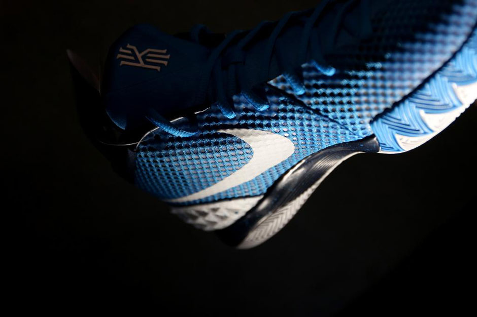 Nikeid Kyrie 1 Duke Inspiration Detailed Look 09
