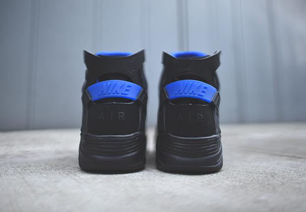 Nike Air Flight Huarache Og Black Lyon Blue Available 4
