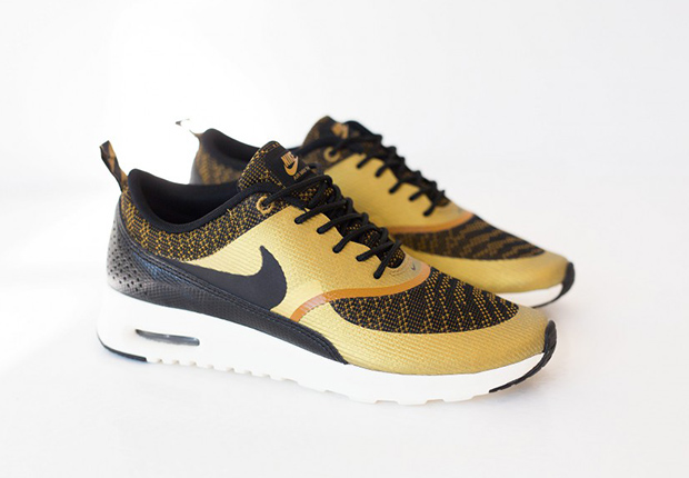 Nike Sportswear Womens Jacquard Bronzine Pack Thea 2