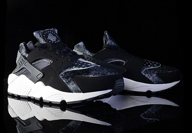 Nike Air Huarache "Snow Camo" - Available