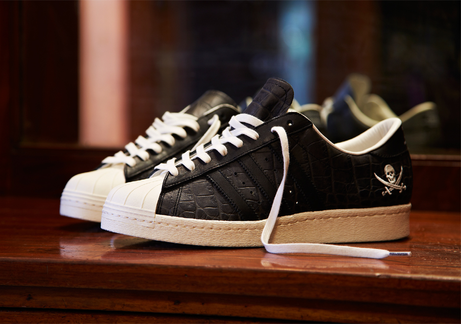 sneakers-releasing-this-weekend-23