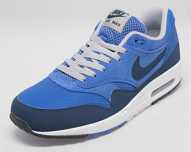 Nike-Air-Max-1-Persian-Violet-Midnight-Navy-2