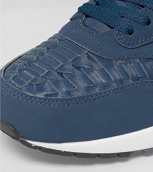 nike-air-max-1-woven-detailed-look-05