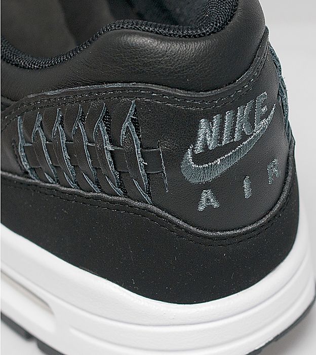 nike-air-max-1-woven-detailed-look-14