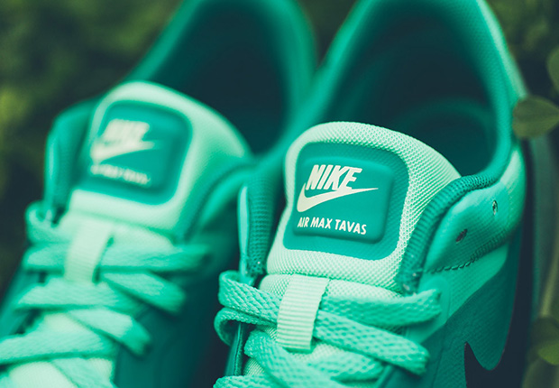 Nike Air Max Tavas Green Glow 5