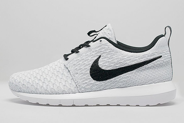 Nike Flyknit Roshe Run White Black02