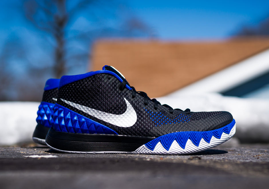 Nike Kyrie 1 Brotherhood Duke 3