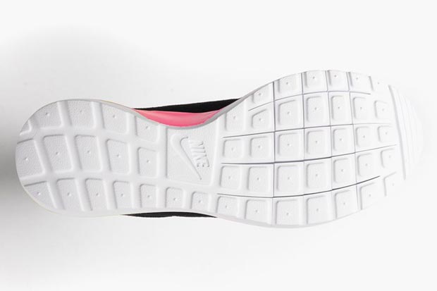 nike-roshe-run-unlike-any-other-youve-seen-04