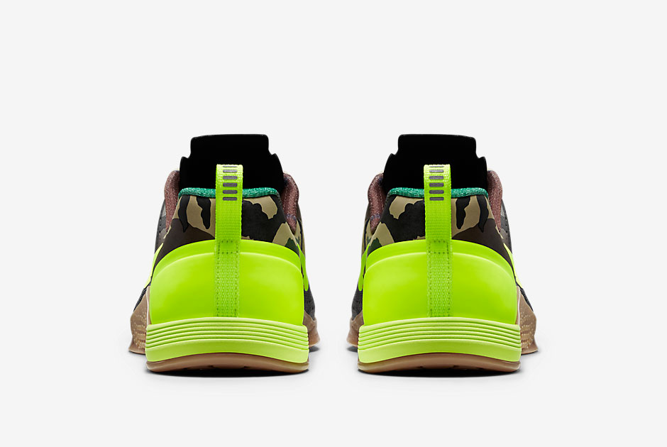 Two New Colorways Nike Metcon 1 05