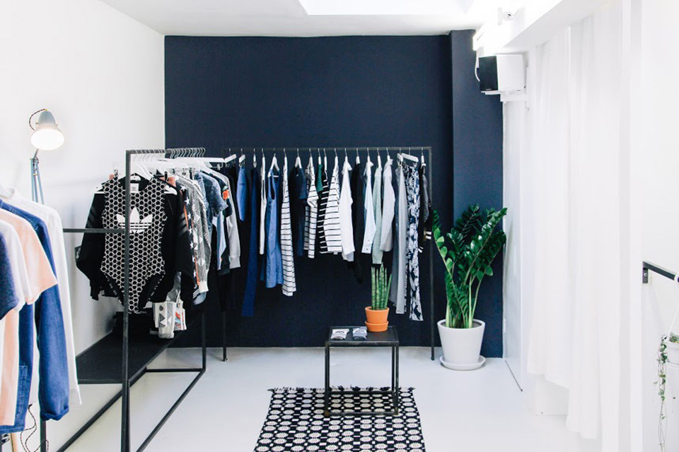 Women Only Sneaker Store Opens London 05
