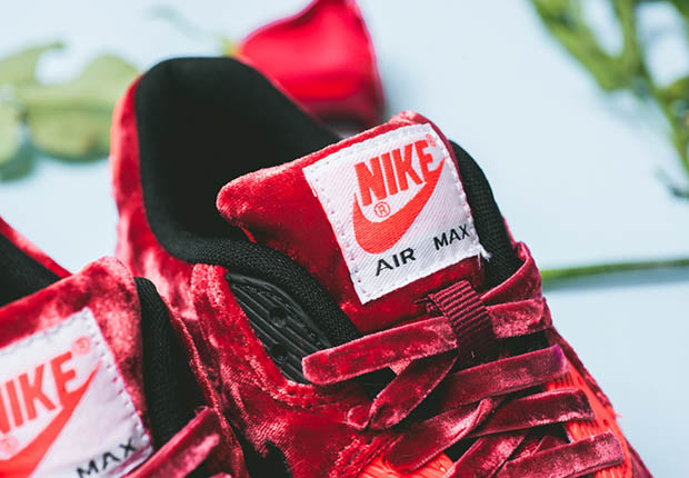Nike Womens Air Max 90 Anniversary Red Velvet 6
