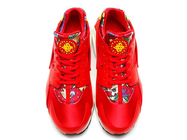 floral-huaraches-arriving-spring-09