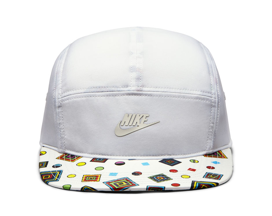 Liberty Nike Sportswear Merlin 9
