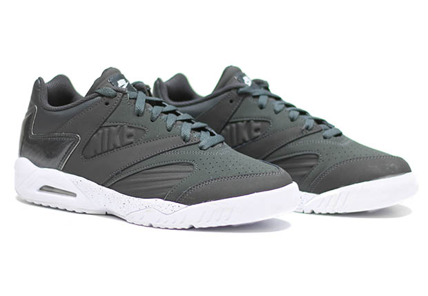A Closer Look at the Nike Air Tech Challenge IV Low
