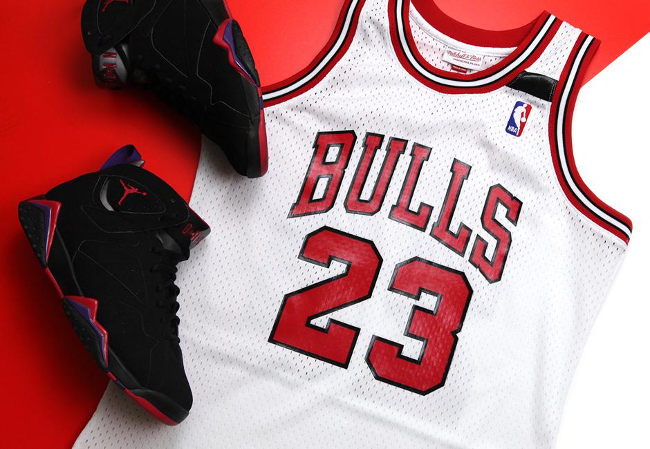 Michael Jordan Shrug Jersey Mitchell And Ness 1