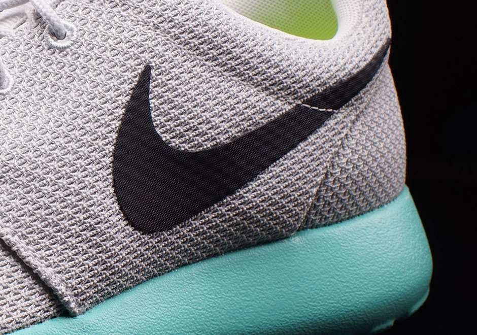 Nike Roshe Run Calypso Release 4