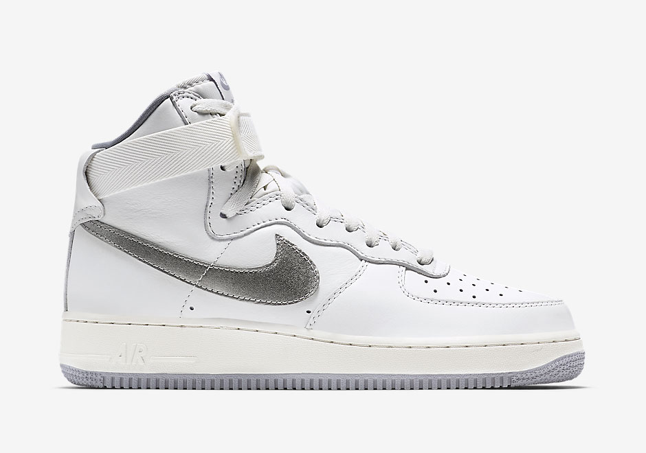 nike-air-force-1-high-retro-qs-1