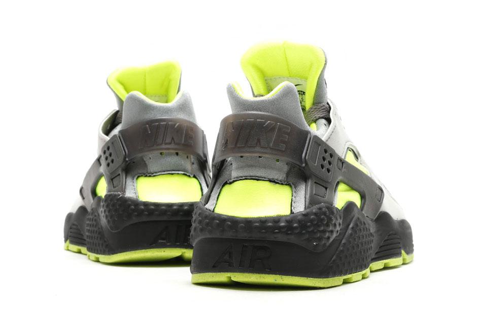 Nike Air Huarache Neon 95 21
