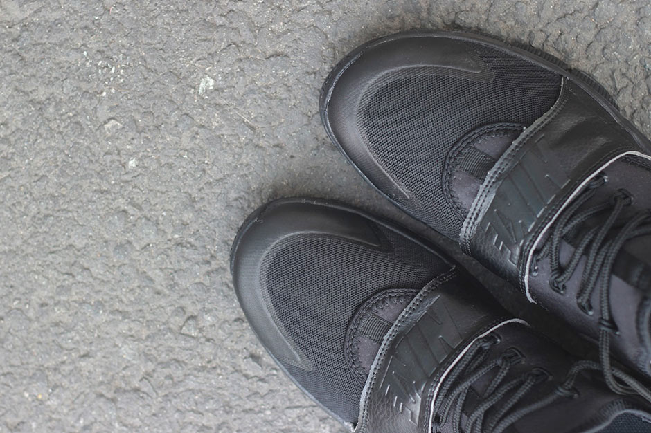 Nike Lifestyle Elements On Nike Free Trainer 11