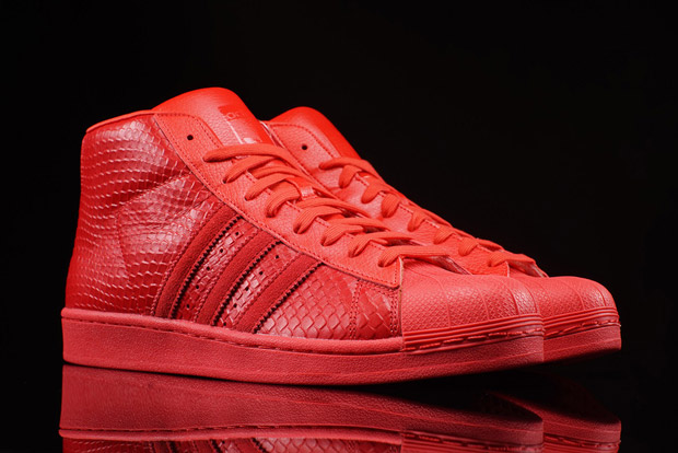 Adidas Pro Model Red October Yeezy 01