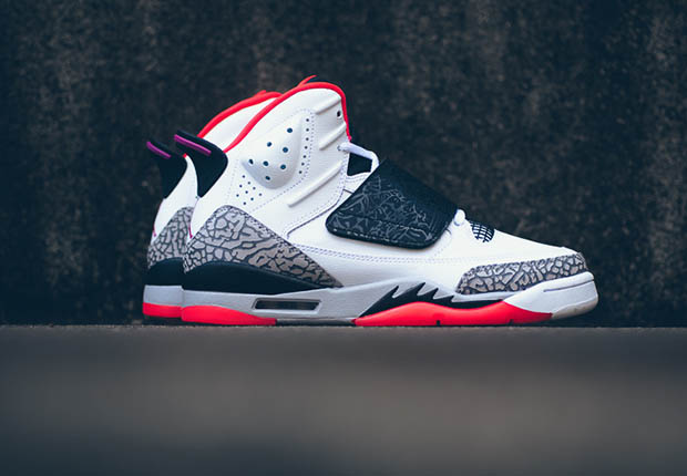 Spike Lee's Signature Jordan Shoes Are Still A Hit
