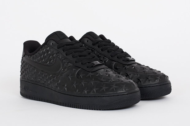 Nike Air Force 1 Low Black Stars Stripes 02
