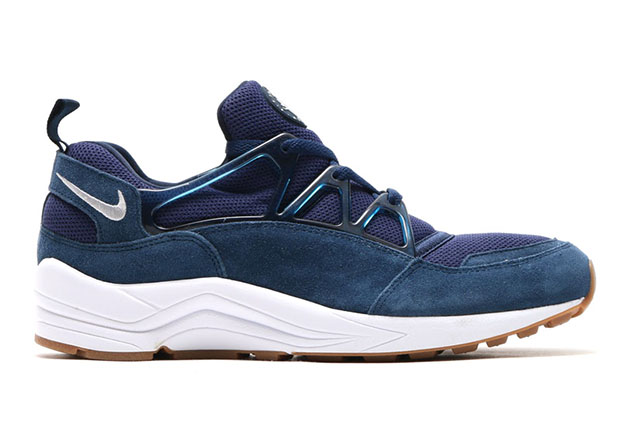 Nike Air Huarache Light Midnight Navy Gum Sole 2