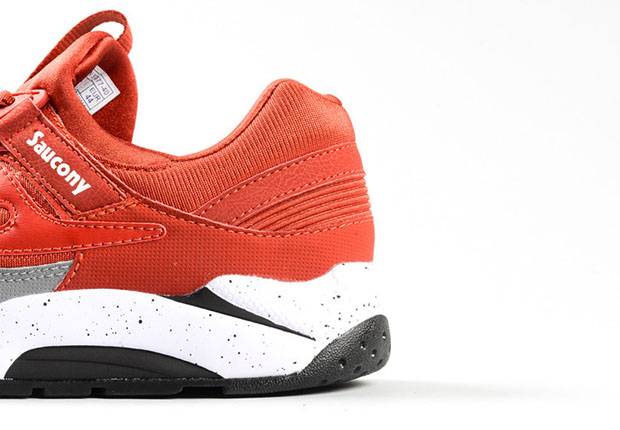 Saucony Grid 9000 Red Grey Split 3