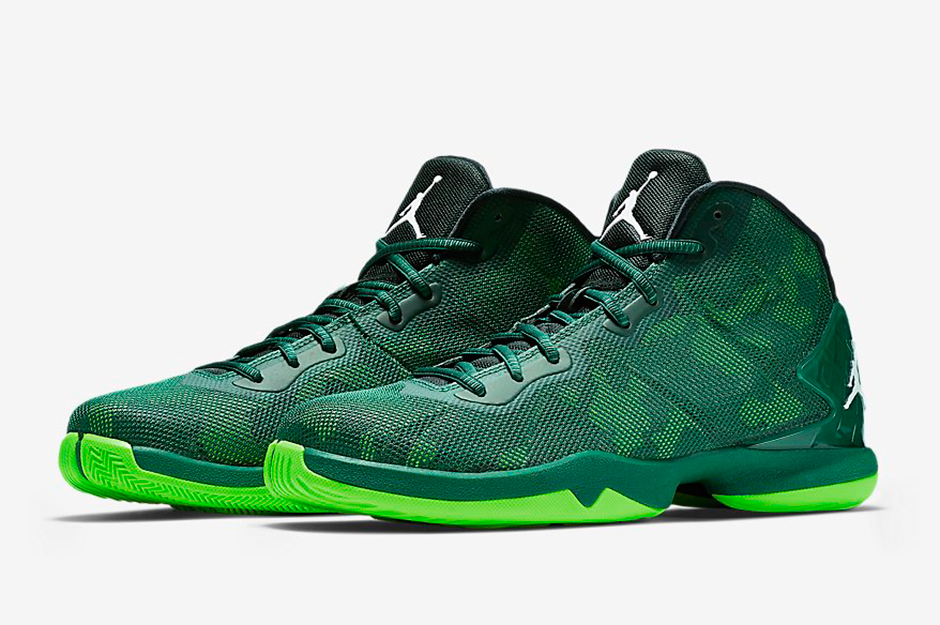 No Surprise That These Jordans Come In "Oregon" Colors