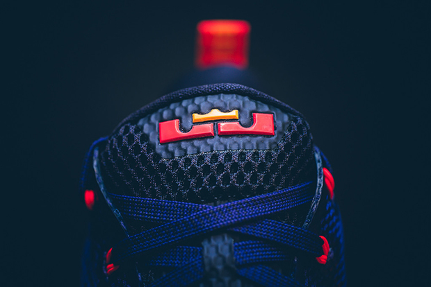 Nike Lebron 12 Low Court Purple Tomorrow 03