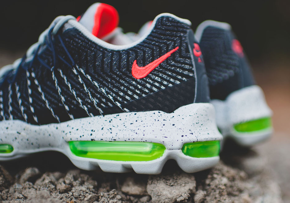 Air Max 95 Ultra Jacquard Navy Red Neon 5