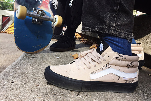 Supreme Vans Fall 2015 Vans Sk8 Mid 01