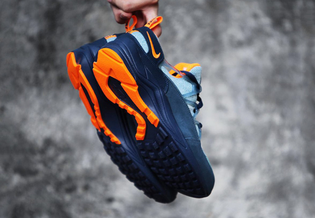 Nike Air Huarache Light Halloween 04