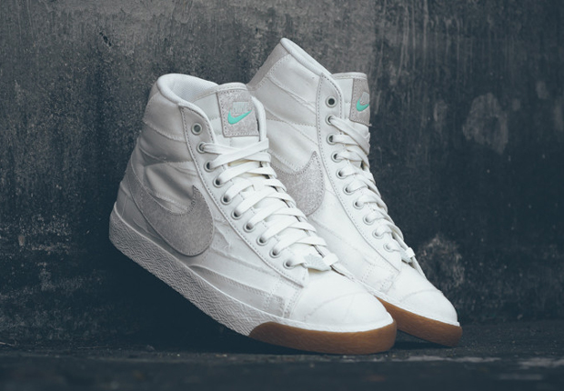 Nike Blazer Mid Prm Vntg White Pyramid 01