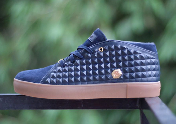 Nike Lebron 13 Lifestyle Navy Gum 1