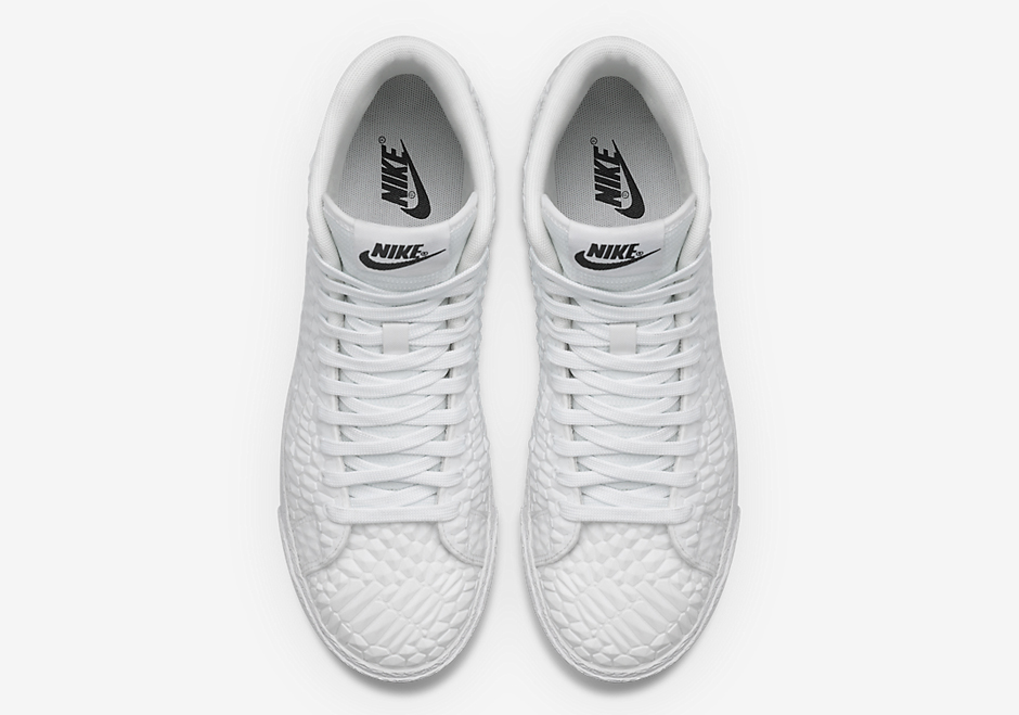 Nike Sportswear Outlandish White Diamondback Collective 10