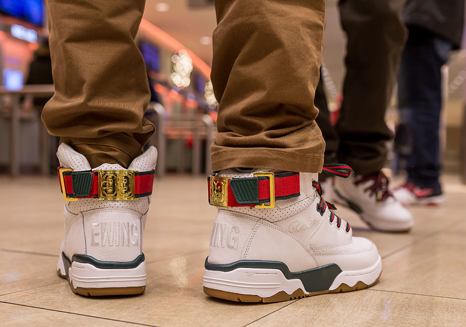 Packer Ewing Starter New Era Miracle On 33rd Christmas Lookbook 5