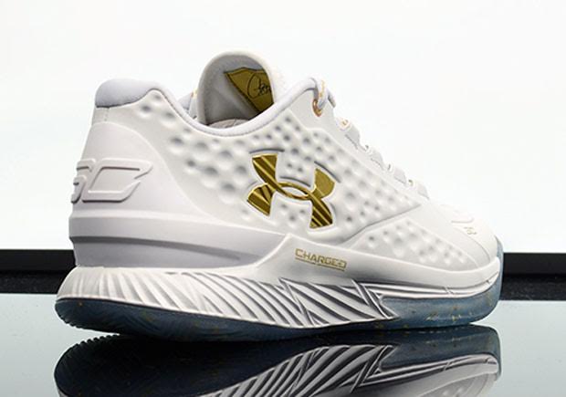 Be One Of Steph Curry's Friends and Family With This UA Curry One Low