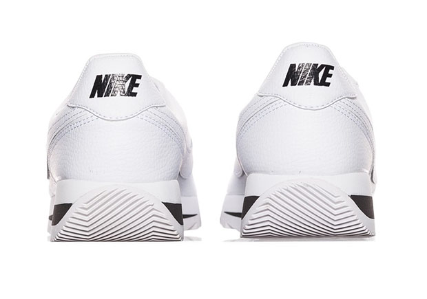 Nike Wmns Classic Cortez Epic Premium White 4
