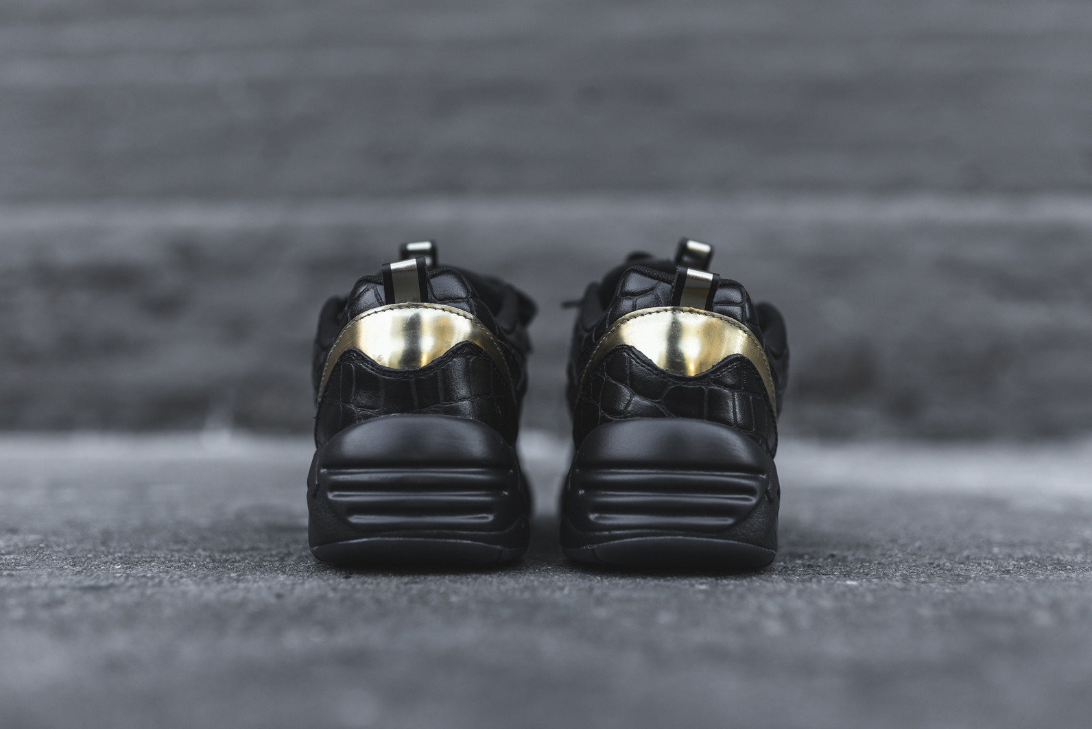 Puma Womens R698 Exotic Black Gold 3