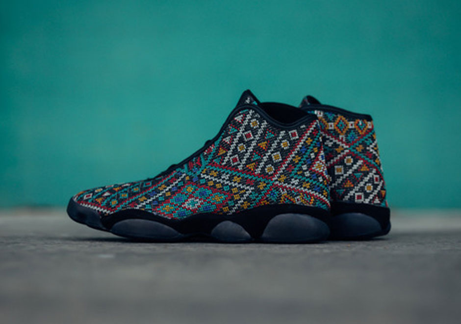 Air Jordan Horizon All Star Black Lucid Green University Gold 04