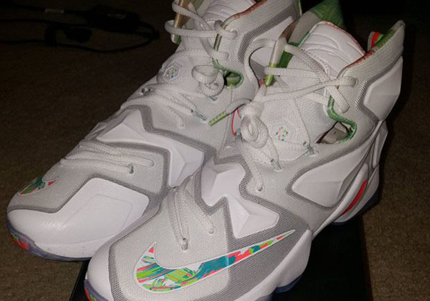 First Look At The Nike LeBron 13 "Easter"