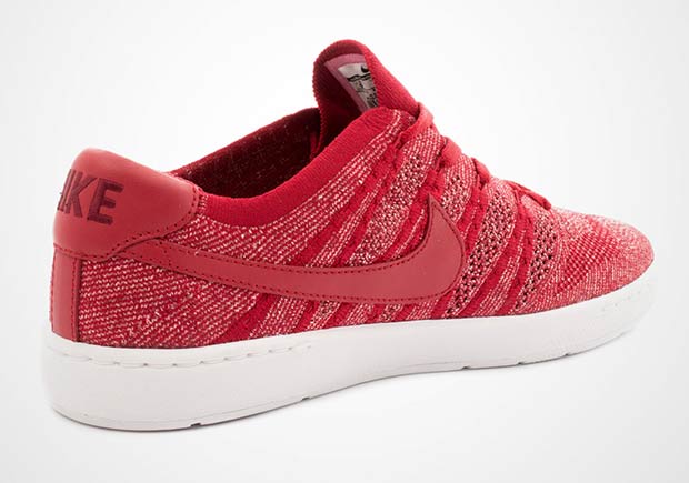 Nike Tennis Classic Ultra Flyknit Red 3