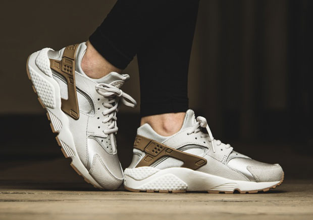 Nike Wmns Air Huarache Run Prm 1