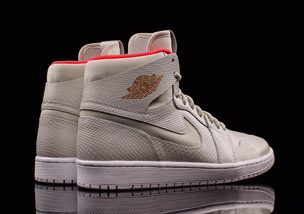 Air Jordan 1 High Nouveau Pure Platinum Available 04