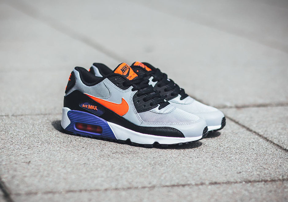 Nike Air Max 90 Gs Wolf Grey Total Crimson Dark Purple Dust 3